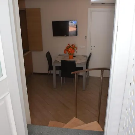Apartment Paradiso *