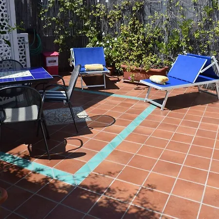 Apartment Paradiso