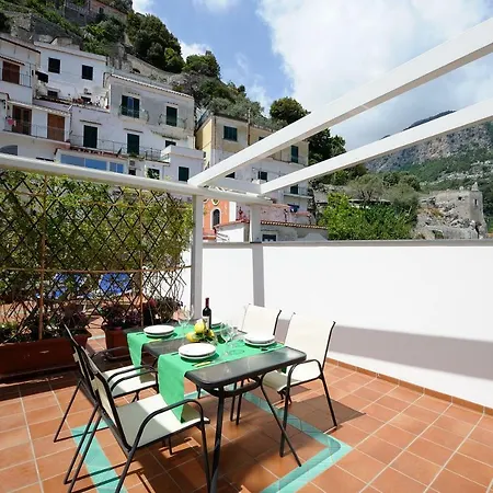 Paradiso Apartment