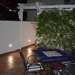 Paradiso Apartman *