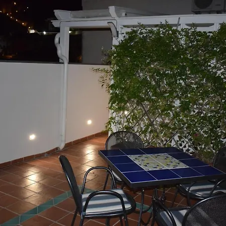 Paradiso Lejlighed *